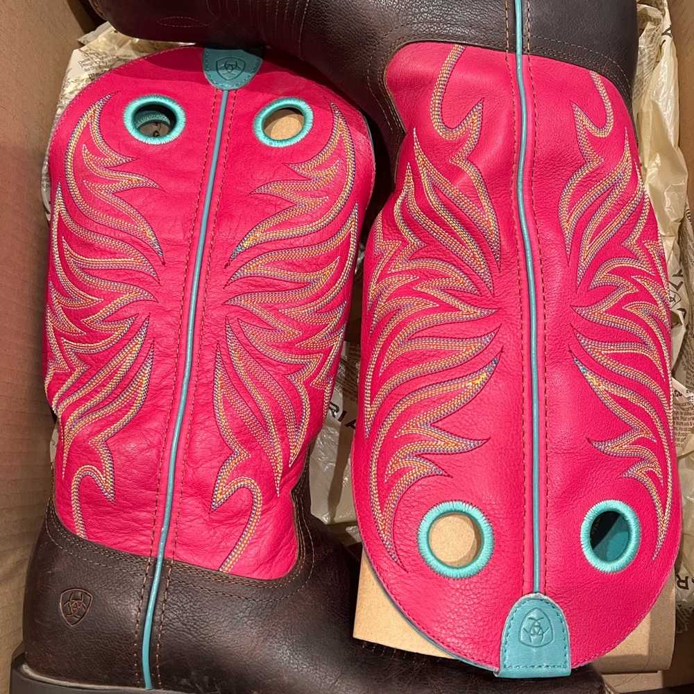 Ariat Pink and Brown Western Boots - Picture 5 of 8